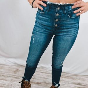 Kancan brand jeans, new with tags, size 9/28